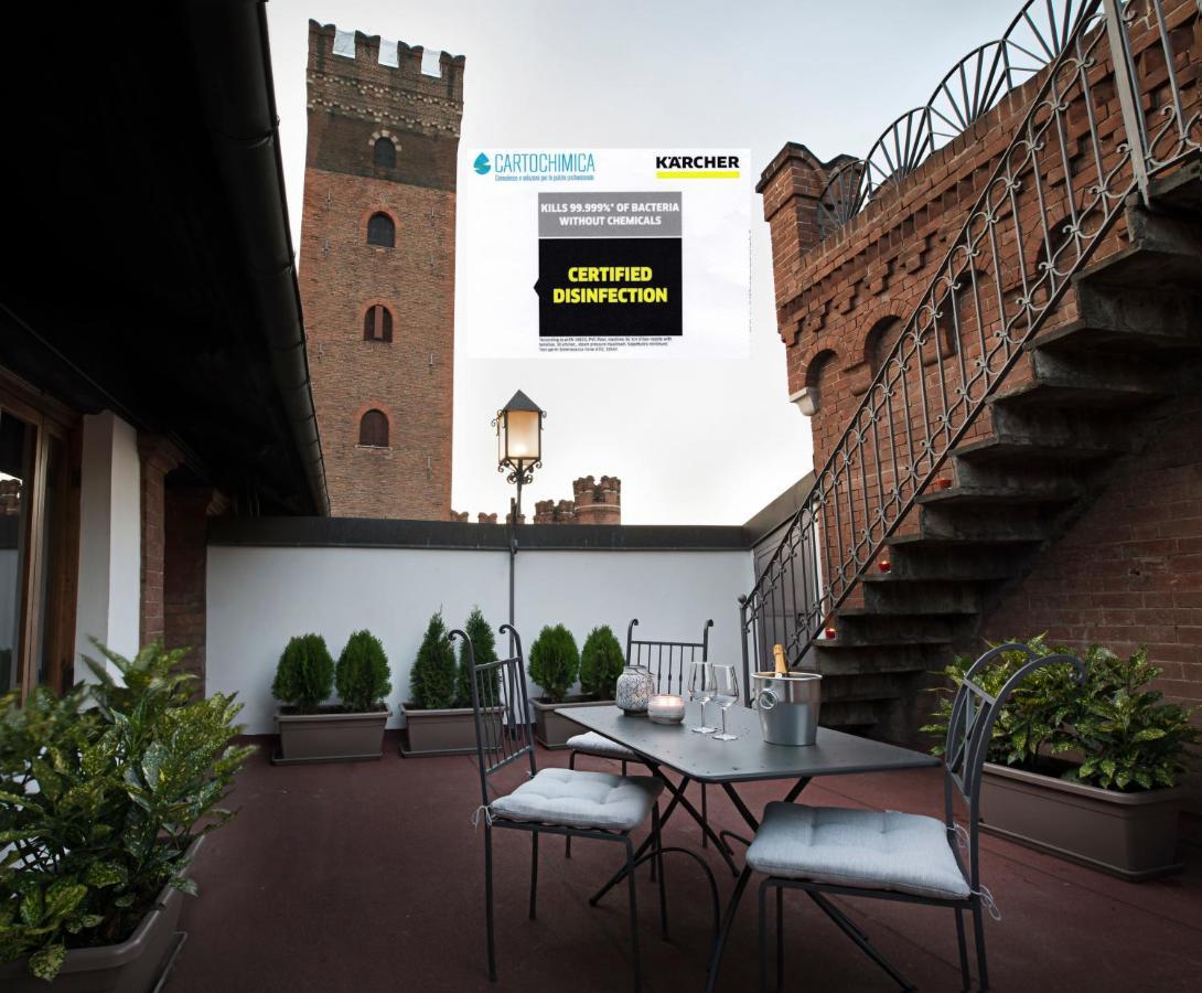 Castello Medici Del Vascello * Asti